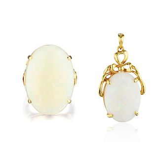A Set Of Opal Jewelry