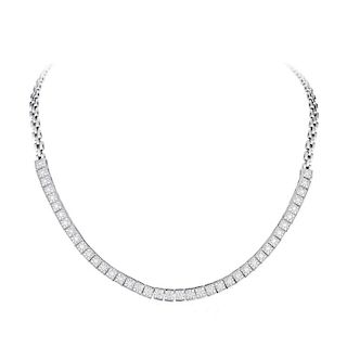 A Diamond Link Necklace