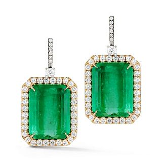 Important Colombian Emerald & Diamond Earrings
