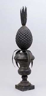 TÔLE PINEAPPLE AND URN TABLE ORNAMENT