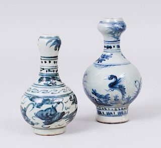 TWO VIETNAMESE PORCELAIN BLUE AND WHITE BOTTLE VASES AND A PAIR OF CONTINENTAL PORCELAIN BLUE AND WHITE BEAKERS