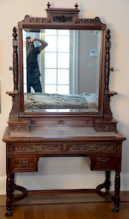 Lejambre Victorian mahogany vanity and mirror with inset light brown marble