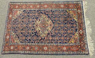 Oriental throw rug. 4'9" x 6'8"