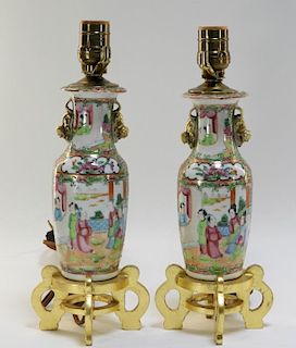 PR 19C Chinese Rose Medallion Porcelain Vase Lamps