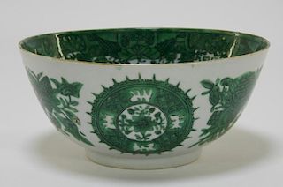 Chinese Export Green Fitzhugh Porcelain Bowl