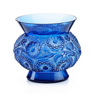 LALIQUE "Soucis" vase, cornflower blue glass