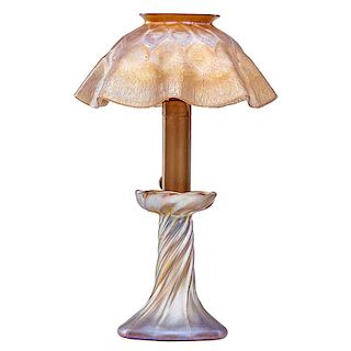 TIFFANY STUDIOS Favrile glass boudoir lamp