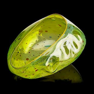 DALE CHIHULY Citron Green Basket