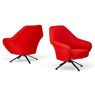 OSVALDO BORSANI Pair of P32 lounge chairs