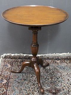 Queen Anne Style Wooden Tea Table