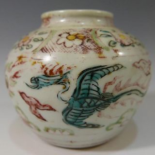 CHINESE ANTIQUE WUCAI PORCELAIN JAR - MING DYNASTY