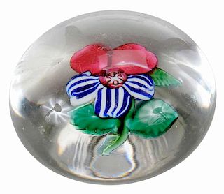 Sandwich or New England Floral Paperweight