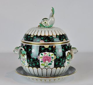 Herend Black Dynasty Tureen with Underplate