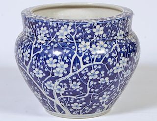 Chinese Porcelain Blue & White Jardiniere