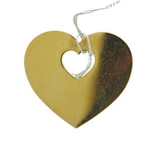 Poiray 18k Gold Heart Pendant