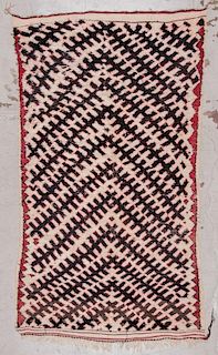 Vintage Moroccan Rug: 5'1'' x 9'2''