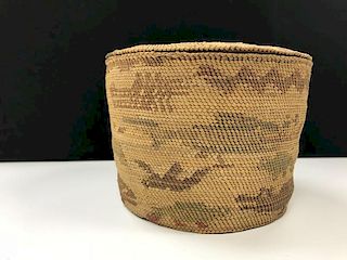 Nuu-chah-nulth / Makah Polychrome Figural Lidded Basket