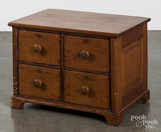 Pine four-drawer stand, late 19th c.