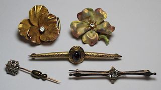 JEWELRY. Assorted Antique/Vintage Gold Jewelry.