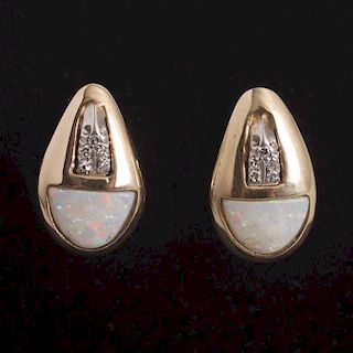 Diamond Opal 14k Earrings