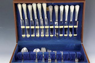 Sterling silverware set with wooden box, 40 pieces