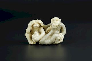 Vintage Netsuke carving of 3 monkeys