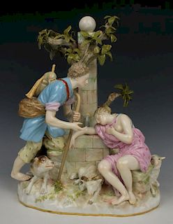 Meissen Kaendler Figurine 1290 "Boy And Girl At Well"