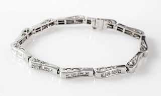 Ladies 14k White Gold & Diamond Line Bracelet