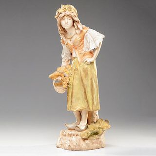 RStK Turn Teplitz Figure of a Young Girl