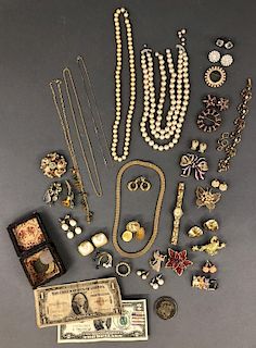 Grouping of Vintage Jewelry