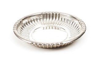 An American Silver Serving Bowl, Wallace Silversmiths, Wallingford, CT, Mid 20th Century, Diameter 10 inches.