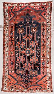Antique Baktiari Rug, Persia: 5'2'' x 9'7''