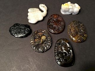 Chinese Seven pieces jade pendants