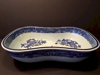 ANTIQUE Chinese Large Blue and White Bidet or Foot bath,  Ca 1800's