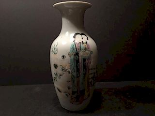 ANTIQUE Chinese Famille Rose Vase, signed by artist.