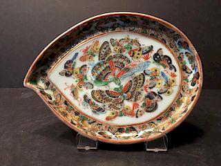 ANTIQUE Chinese 1000 butterfly Leaf Shape plate, 19th C