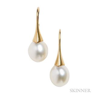 18kt Gold and Cultured Pearl Earrings