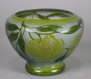 LeGras French Cameo Cut Vase
