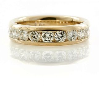 14k White gold and diamond ring