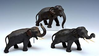 Grouping of three Japanese bronze elephants, 5 1/2" t