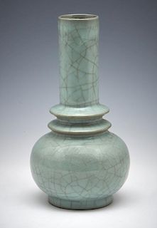 Longquan Guan-Type Bottle Vase