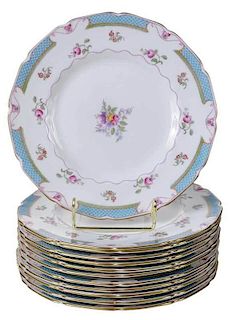 12 Royal Doulton Lowestoft Pattern Plates
