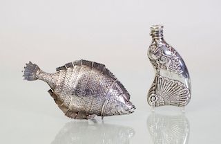 GORHAM MONOGRAMMED SILVER SHELL SPECIMEN-FORM HIP FLASK AND A SILVER ARTICULATED FISH-FORM CONTAINER