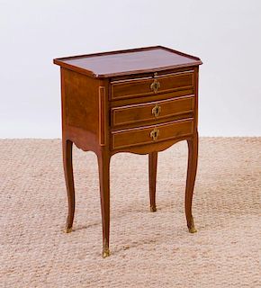 LOUIS XV STYLE GILT-METAL-MOUNTED AND INLAID MAHOGANY TABLE EN CHIFFONIER
