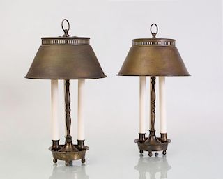 PAIR OF THREE-LIGHT TÔLE TABLE LAMPS