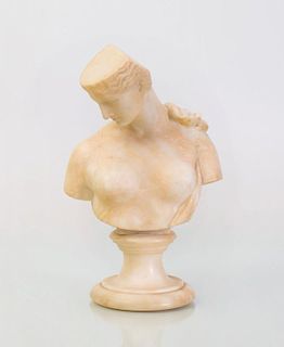 MODERN MARBLE BUST OF A WOMAN ON A SOCLE, AFTER THE ANTIQUE