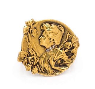 An Art Nouveau Yellow Gold and Diamond Ring, 6.50 dwts.