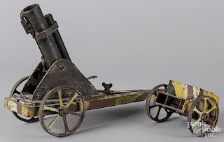 Painted cast iron field gun with caisson
