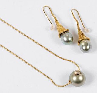 Gold, Pearl & Diamond Necklace & Earrings