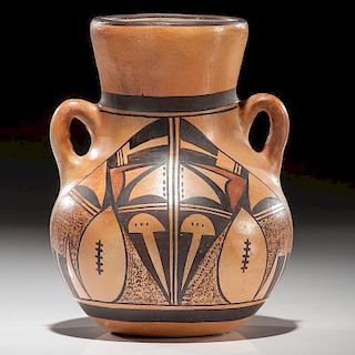 Annie Healing Nampeyo (Hopi, 1884-1968) Pottery Vase